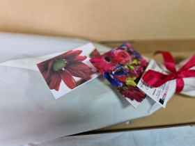 Red Rose Box